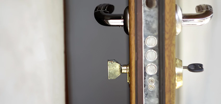 Holiday Emergency Locksmith in Garnet, California