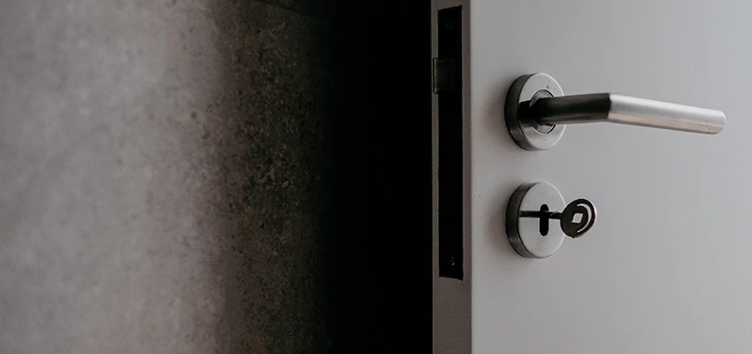 Front Door Handle Repair And Installation in Garnet, CA