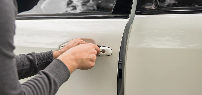 Unlock Car Door Service in Garnet, CA